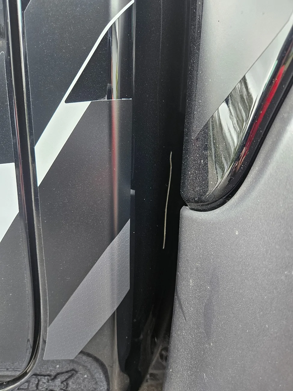 Ford Ranger Paint Damage from the Factory (?) 20260908_120614
