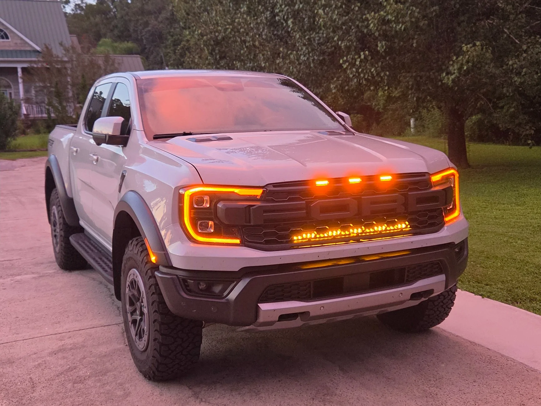 Ford Ranger First mod - Amber DRL & grill lights 20260915_195631