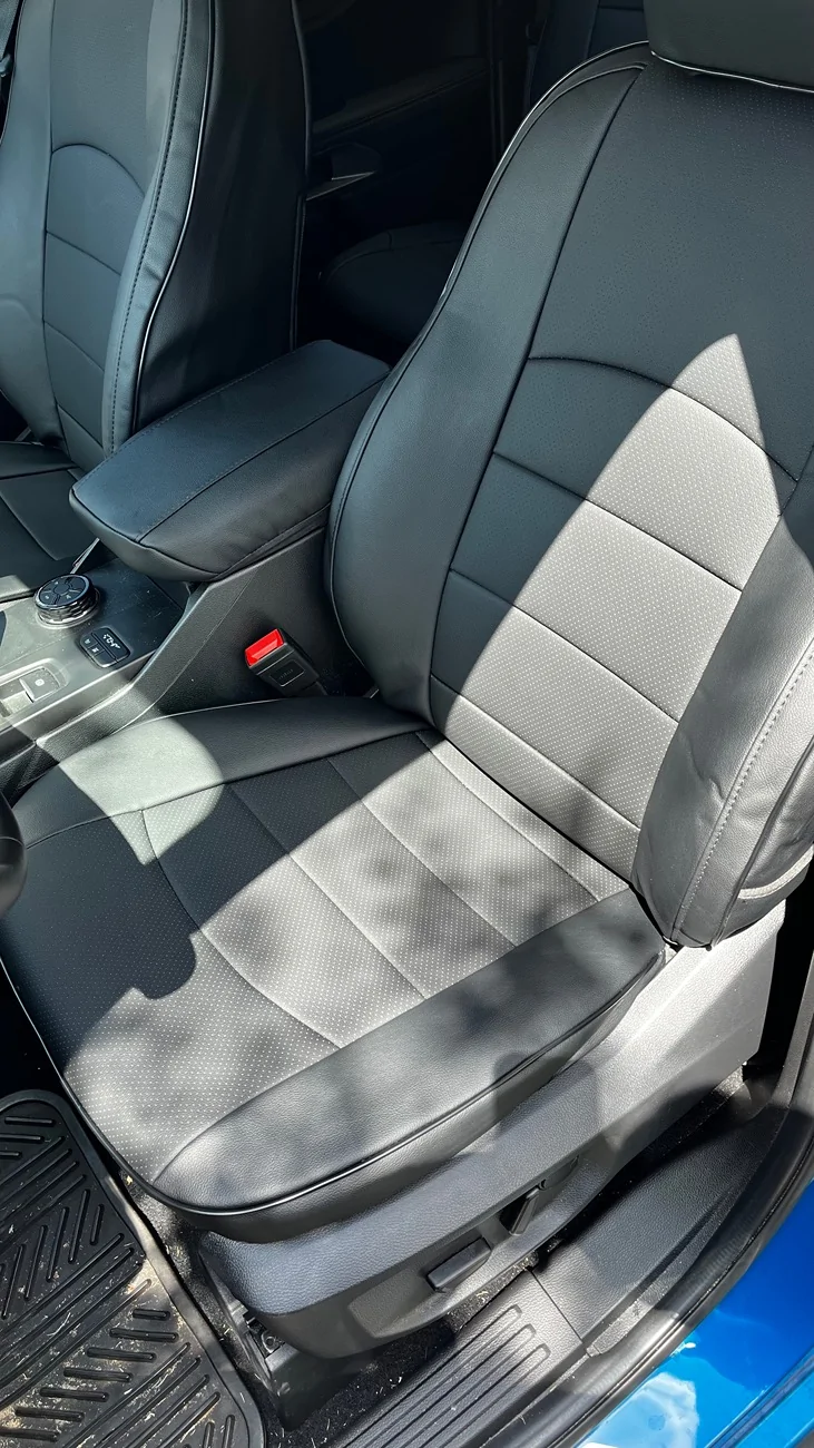 Ford Ranger EKR Seat Covers installed on2024 XLT FX4 4WD - photos & review IMG_0268