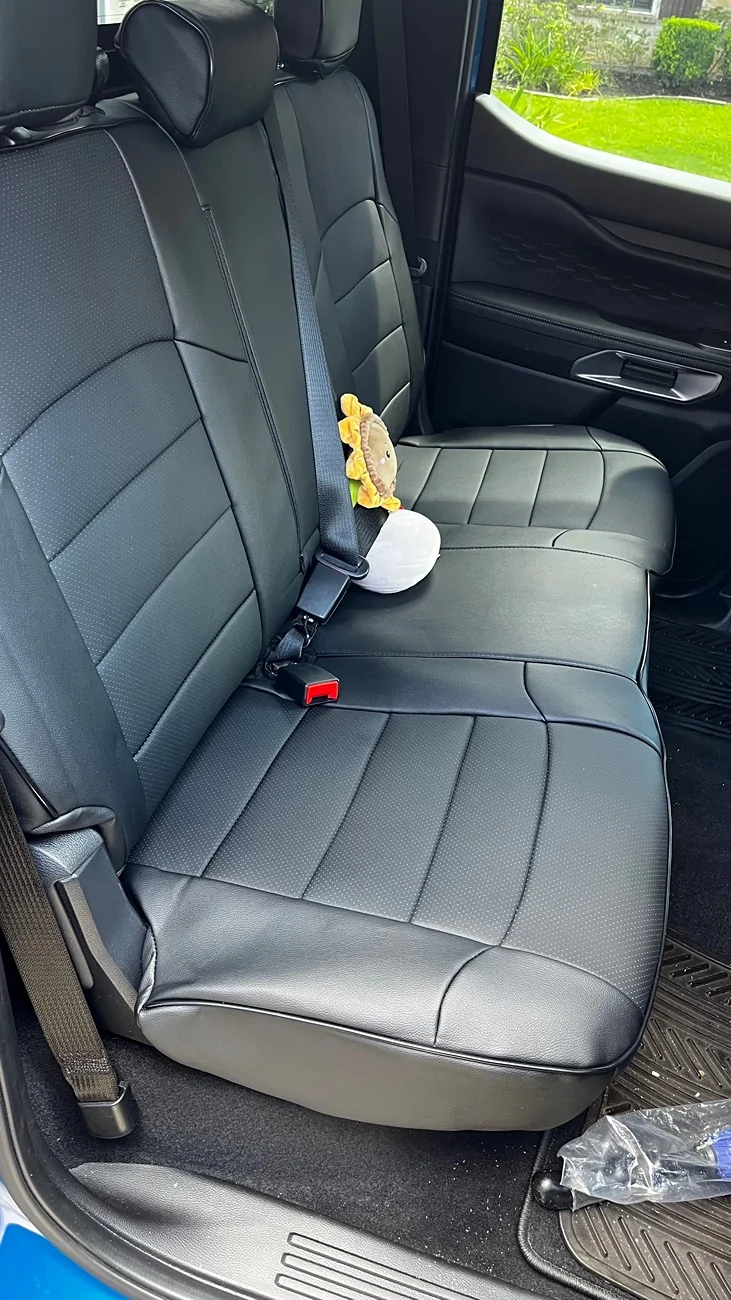 Ford Ranger EKR Seat Covers installed on2024 XLT FX4 4WD - photos & review IMG_0270