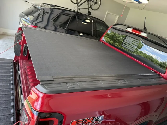 Ford Ranger Bak Tonneau Cover image1