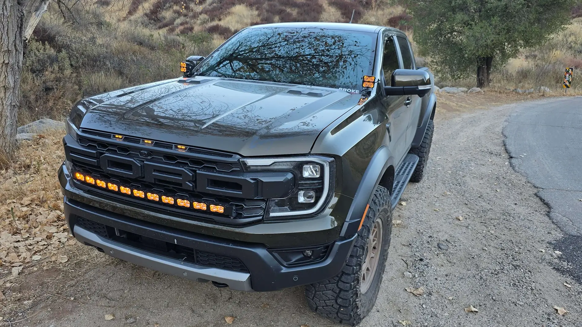 Ford Ranger 2024+ Ford Ranger Raptor Ditch Lights - 40W PRO Pods 2024-2026-Ford-Ranger-Raptor-Hood-Mount-Ditch-Lights-LED-Front-Bumper-DrL-White-Ambers-Backgl