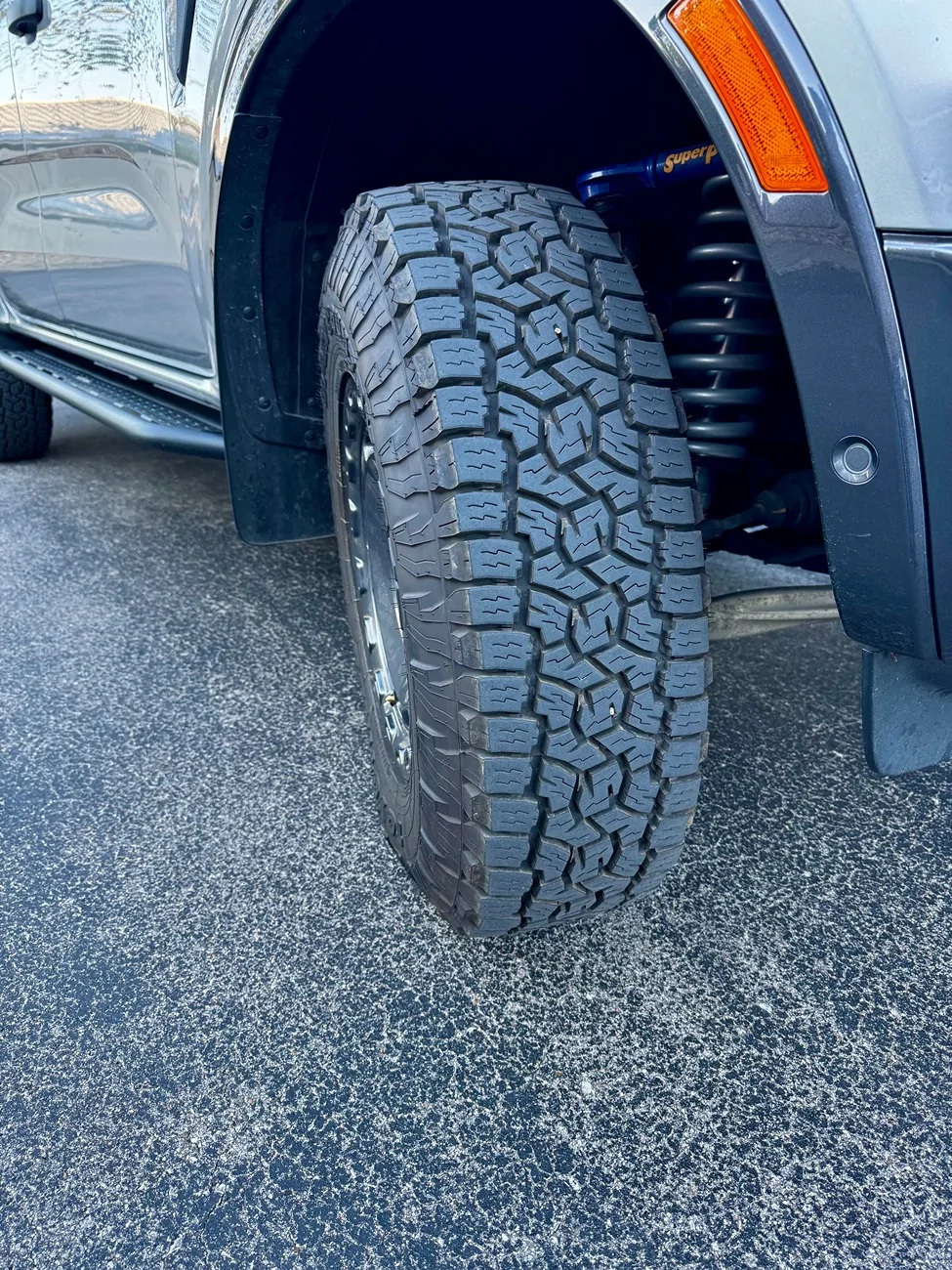 Ford Ranger Bronco Everglades Wheels on 255/80/17 Pizza Cutters tires IMG_4282