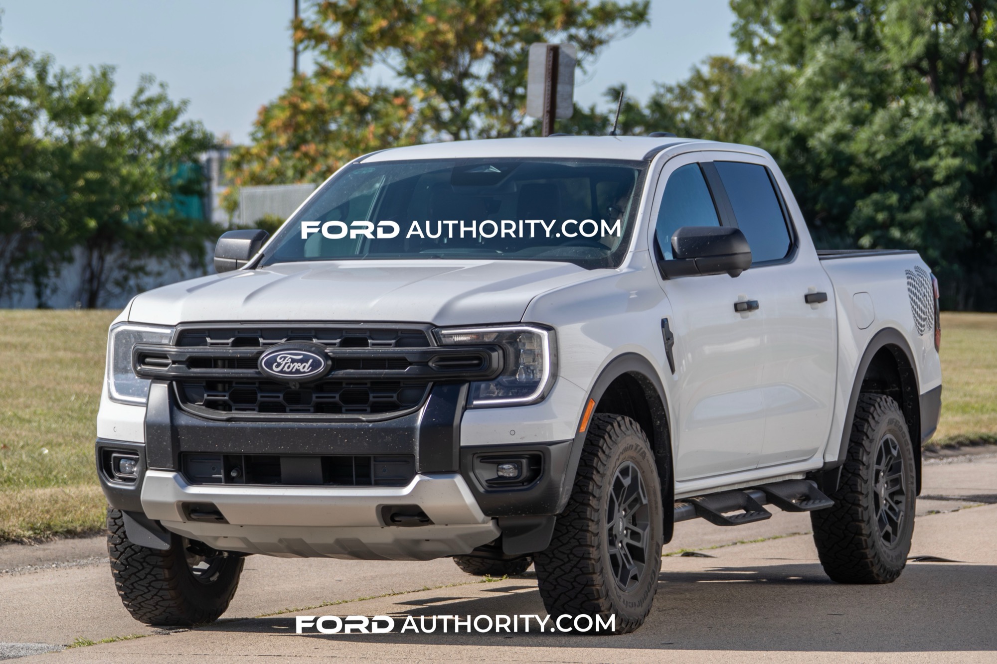 Ford Ranger 2027 Ranger? s-September-2026-Exterior-002-front-three-quarters