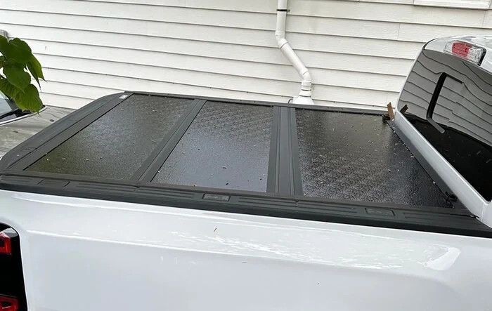 Realtruck Gator EFX Hard Tonneau Cover installed on Ranger Raptor