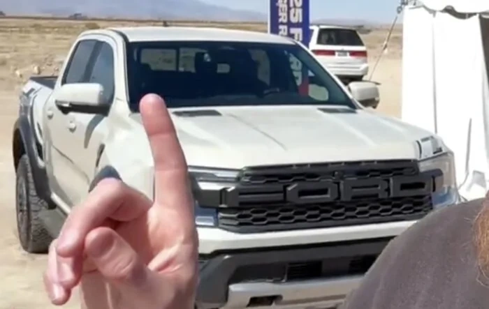 2025 Ranger Raptor new color: Desert Sand