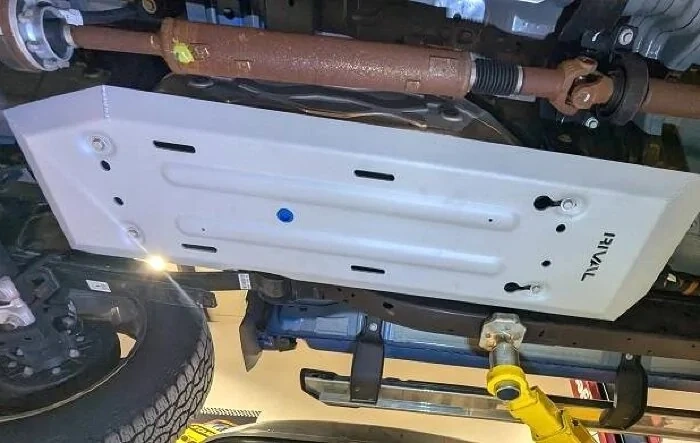 Rival 4x4 Fuel Tank Skid Installed