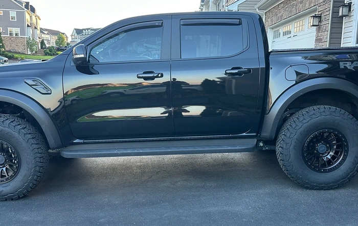 35's KO3, 0 offset wheels, 2.5" level kit