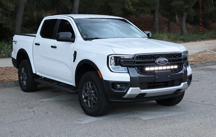 M&R Automotive 2024+ Ford Ranger 30in Light Bar PRO