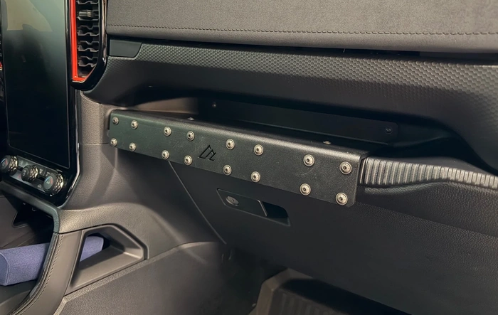 American Adventure Lab Dash Mount installed