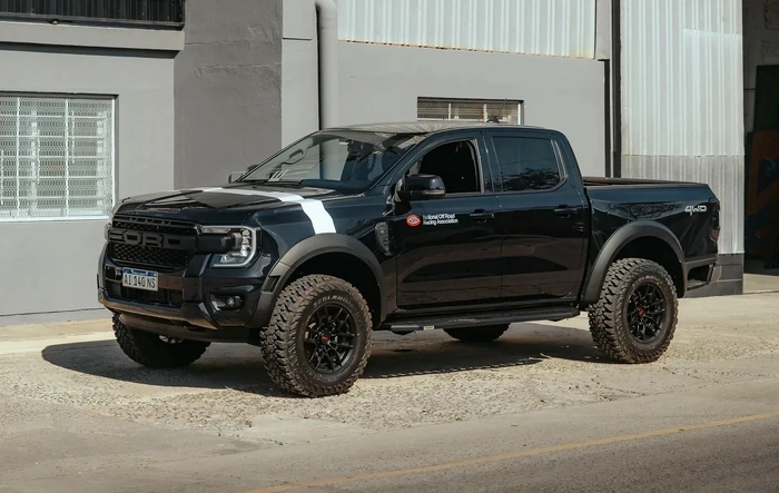 New to the Forum 🇦🇷 Black Ranger XLS V6 Build