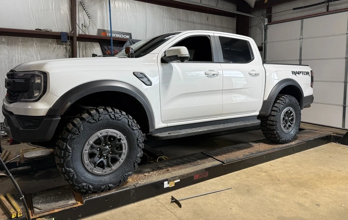 Ranger Raptor 35 Inch Nitto Mud Grappler tires + 2" Rough Country leveling kit installed