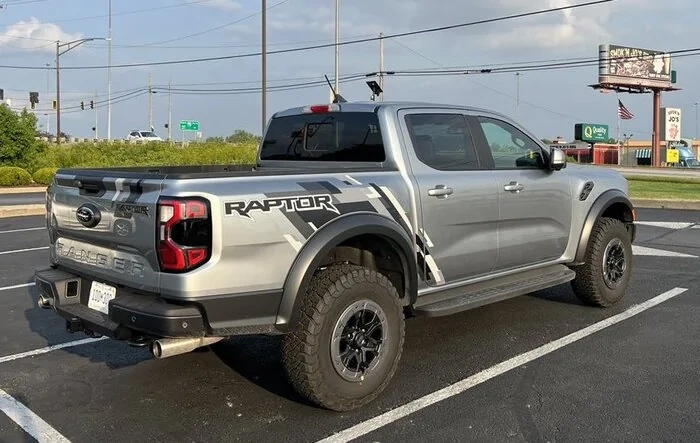 Iconic Silver 2024 Ranger Raptor FIRST Look!