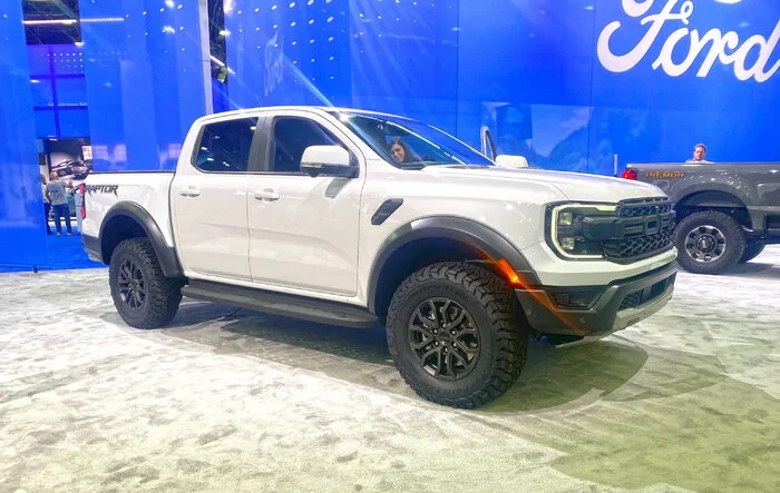 2024 Ranger Raptor is 110% worth the money... my impressions from impromptu visit to Detroit Autoshow